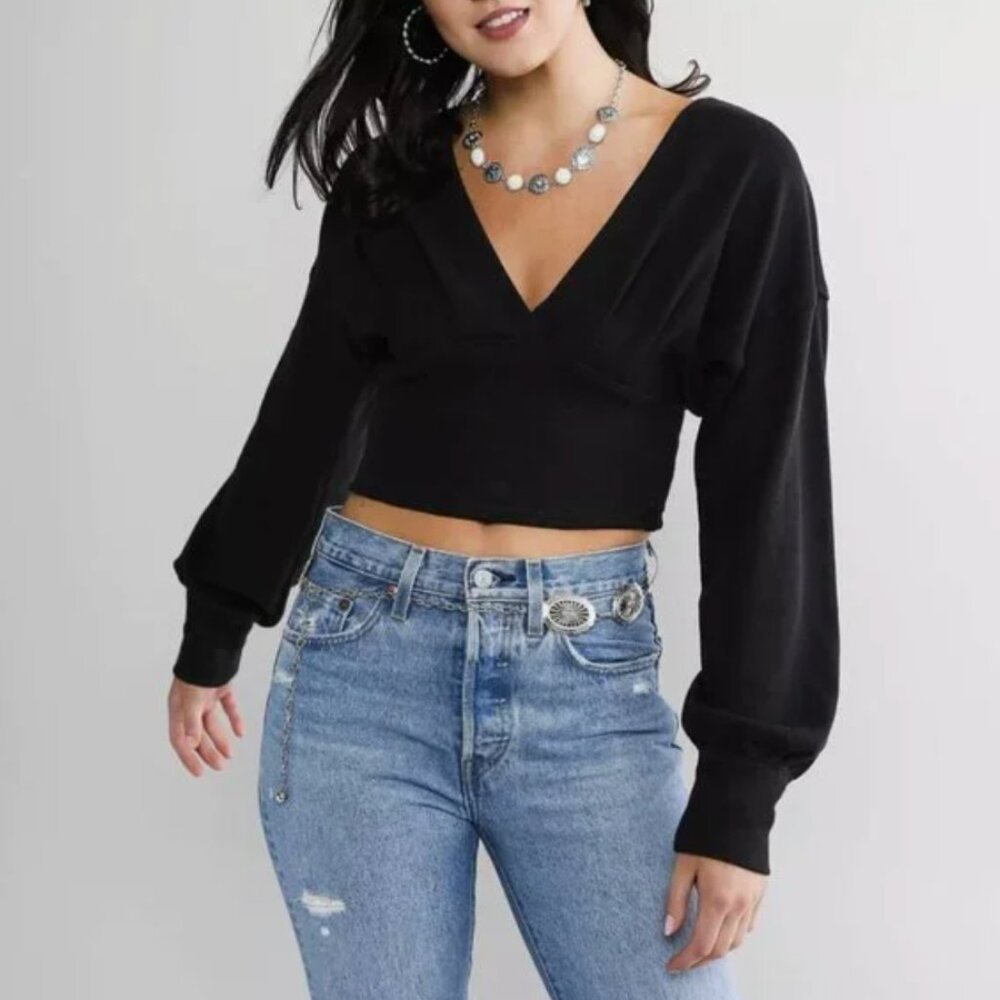 NWOT free people all nighter thermal black v-neck cropped long sleeve sweater